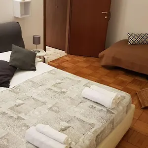 Air Bonghin Accursio , Milano Italia